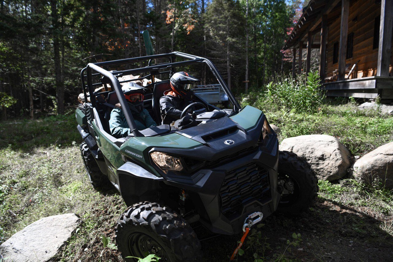 2026 Can Am Commander XT 1000R Triple Black