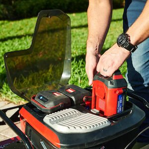 Toro 60V MAX* Revolution® 30 in. (76 cm) TurfMaster® Lawn Mower Battery Not Included