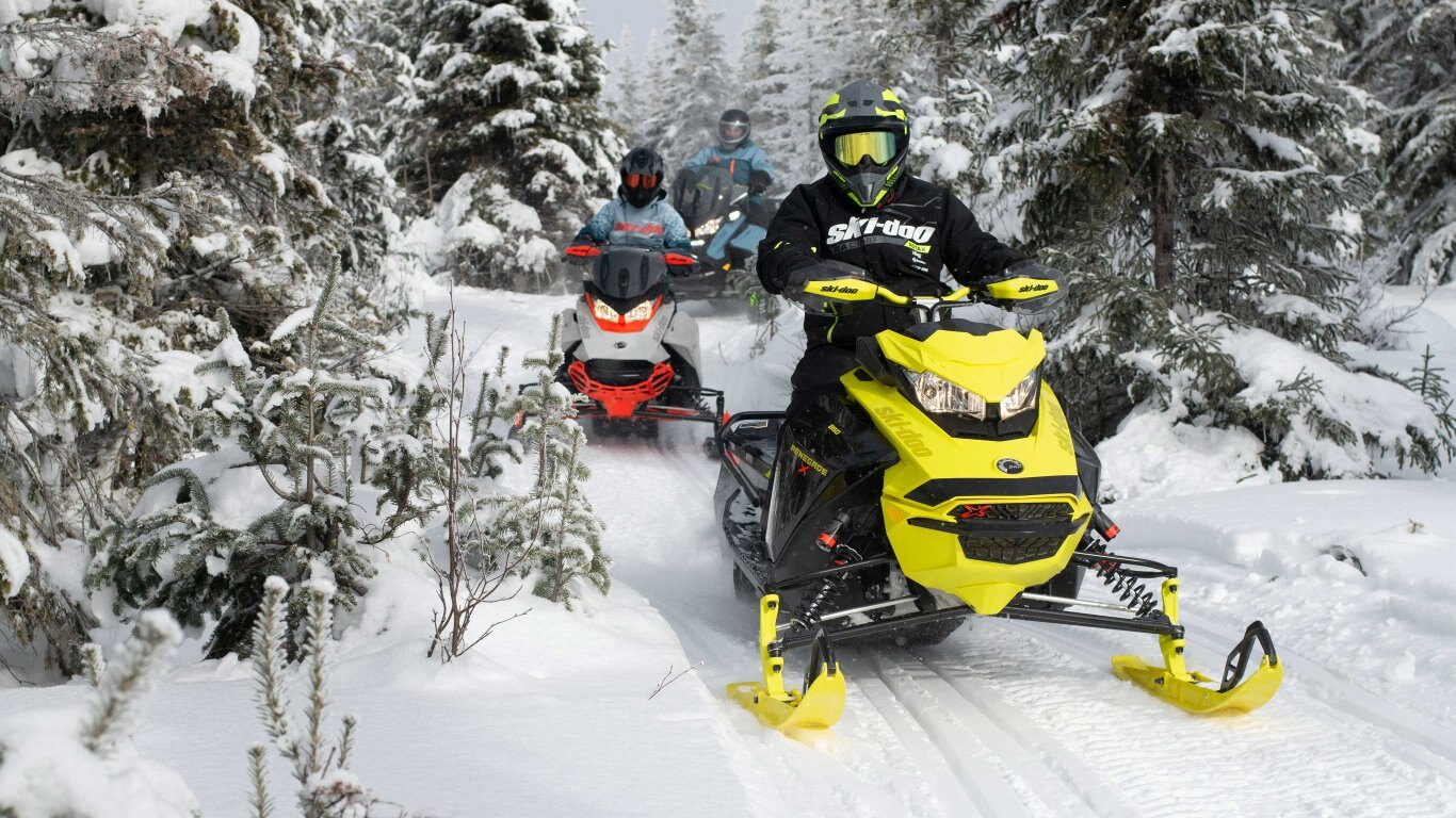 2022 Ski Doo Renegade Adrenaline 600R E TEC®