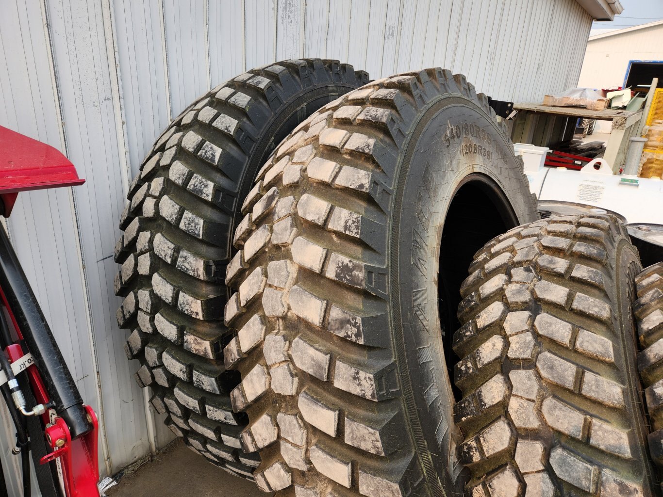 540/80R38 & 440/80R28 Alliance MultiUse 550 tires
