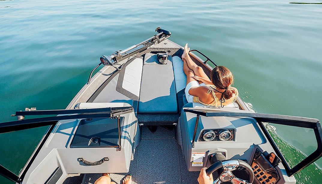 2026 Lowe Boats FS 1625 Metallic Silver