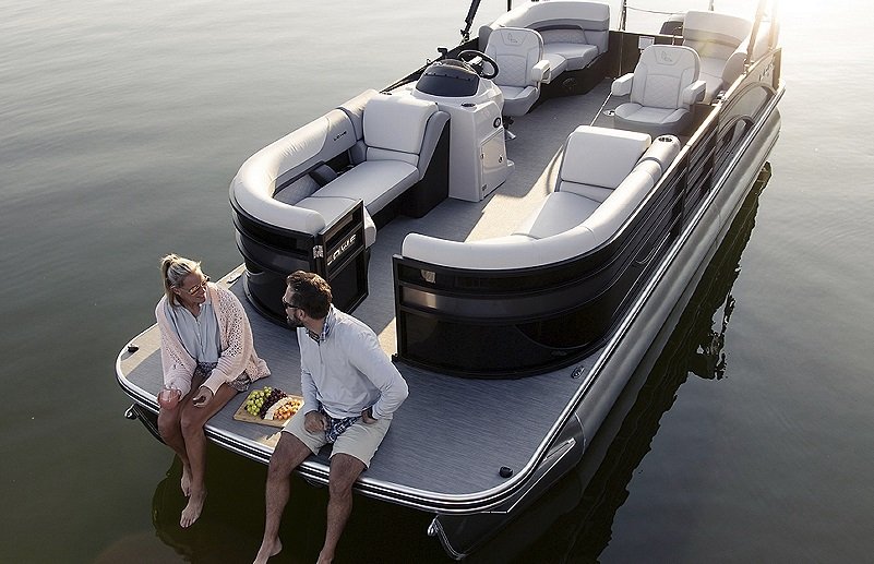 2026 Lowe Boats SS 230 WV Indigo Blue Metallic Fence w/ Black Rails w/White Custom Graphic