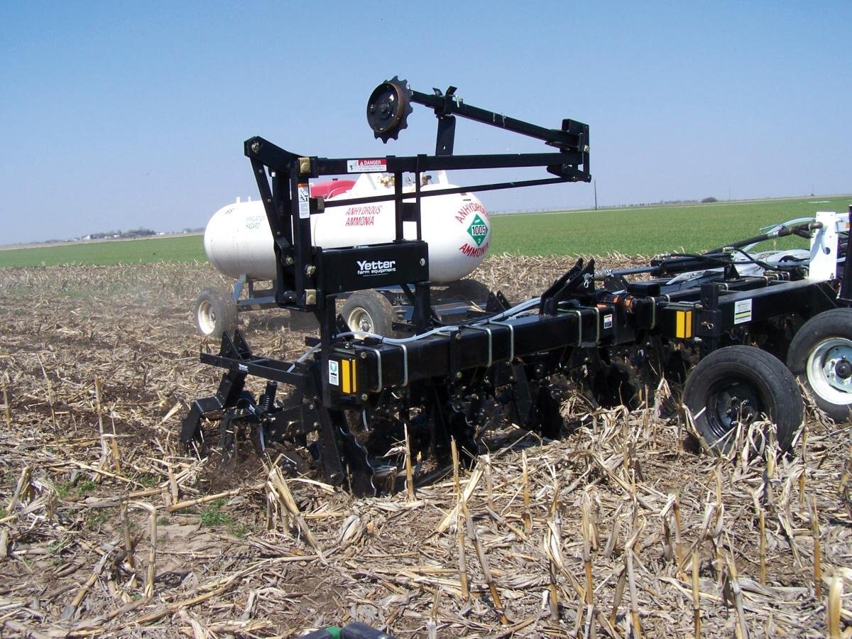 Yetter 6150 Hydraulic Markers