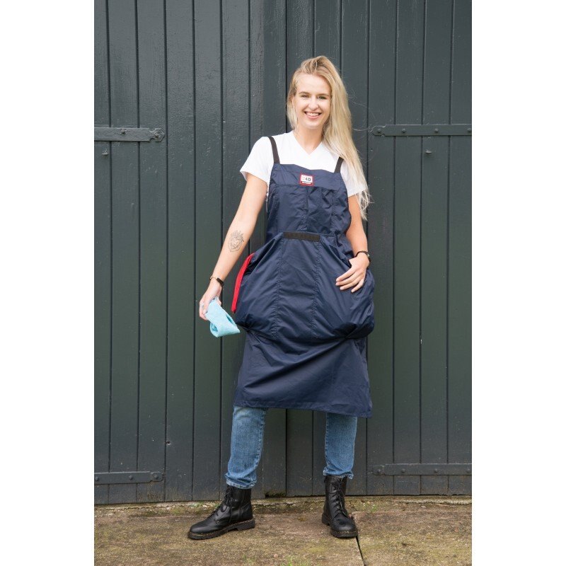 Milking Apron with Towel Pockets