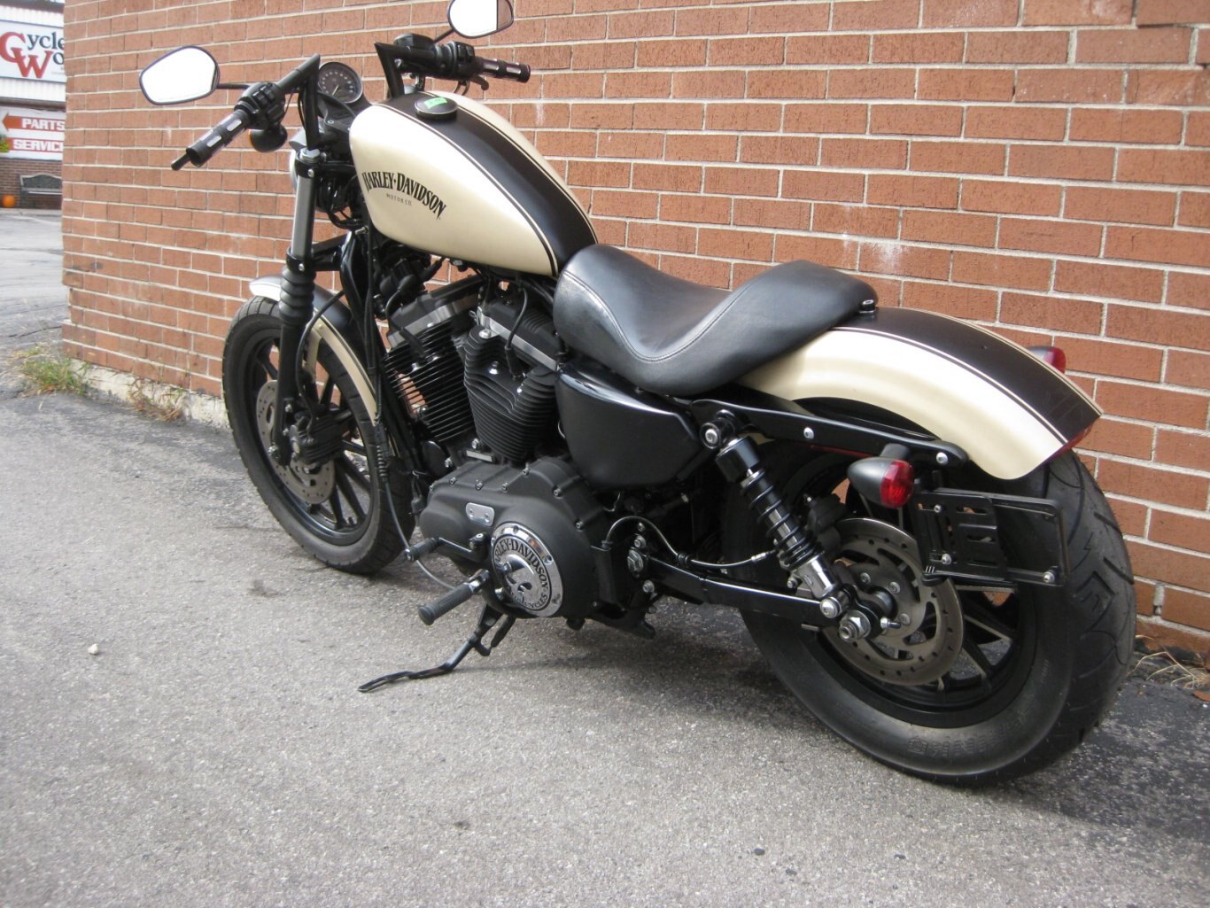 2014 Harley Davidson XL883N Iron