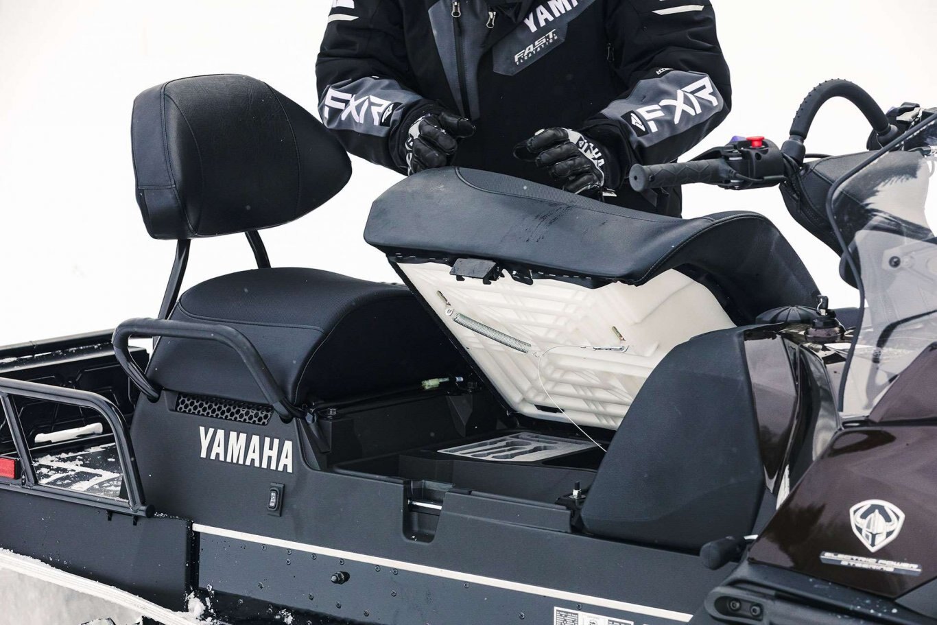 2022 Yamaha VK PROFESSIONAL II Metallic Black