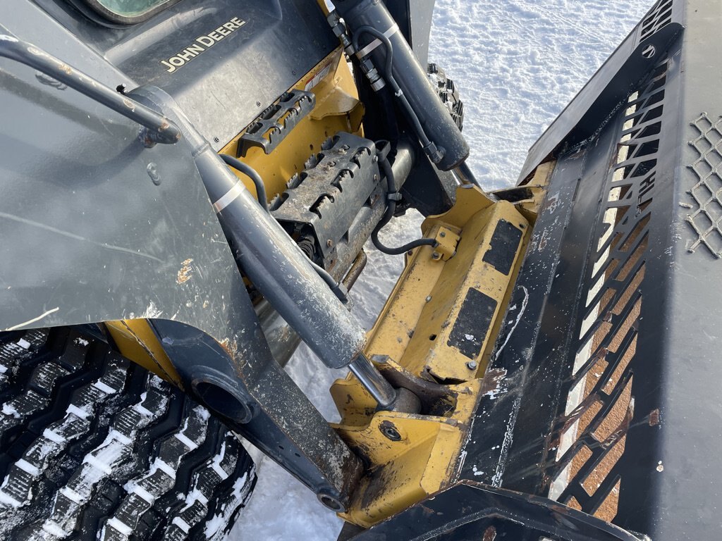 2019 John Deere 331G Compact Track Loader