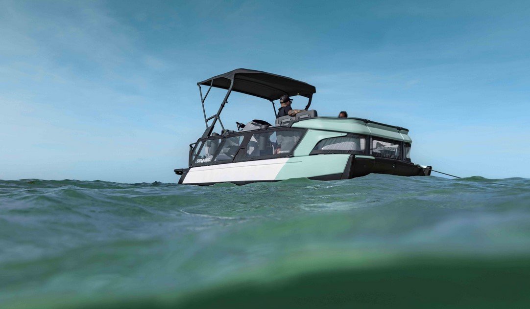 2026 Sea Doo Switch Cruise 21 300 hp Tech Neo Mint