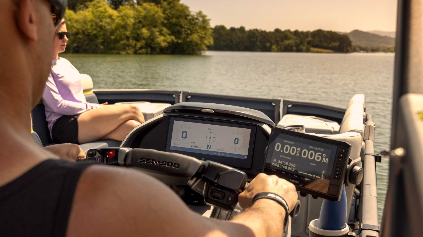 2026 Sea Doo Switch Cruise Limited™ 21 300 hp Harbor Blue