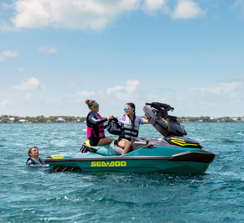 2027 Sea Doo Wake Pro 230 w/ Audio Teal Blue / Manta Green