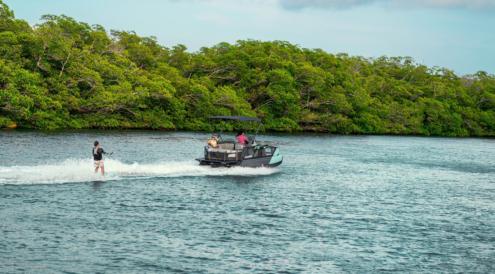 2027 Sea Doo Switch Sport 21 300 hp Tech 1630 ACE™ 300 hp