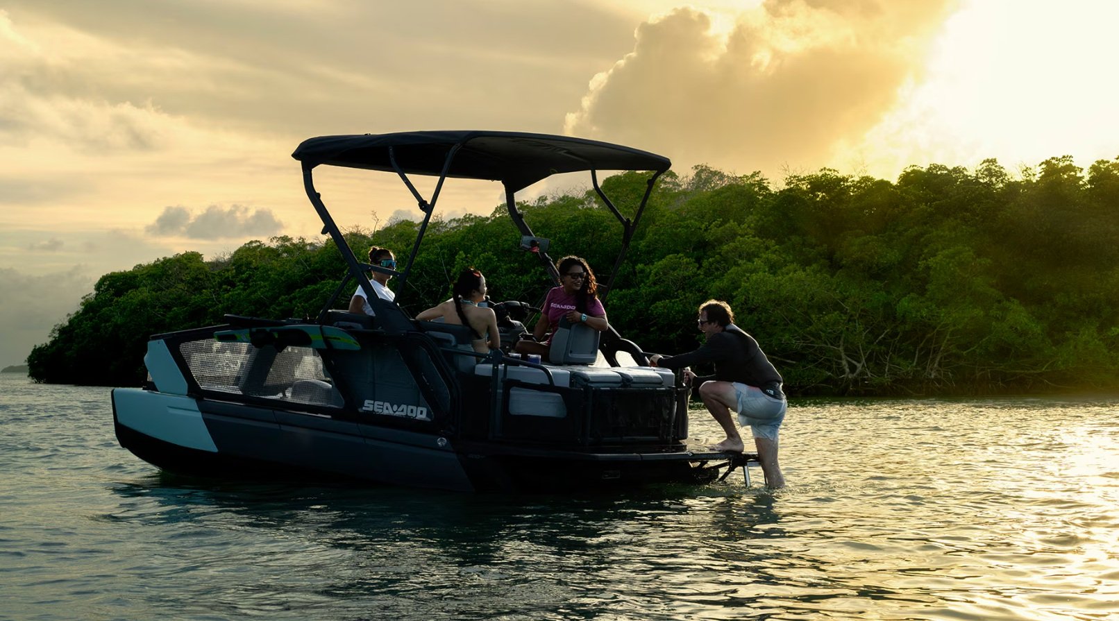 2027 Sea Doo Switch Sport 21 300 hp Tech 1630 ACE™ 300 hp