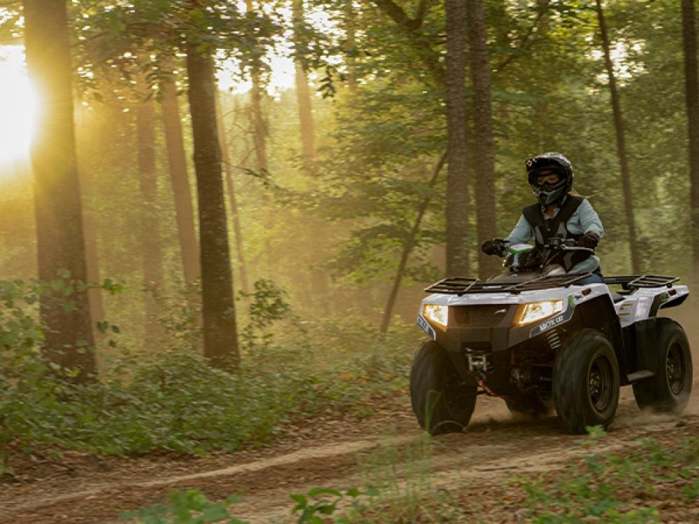 2026 Arctic Cat Alterra 450 Fire Red