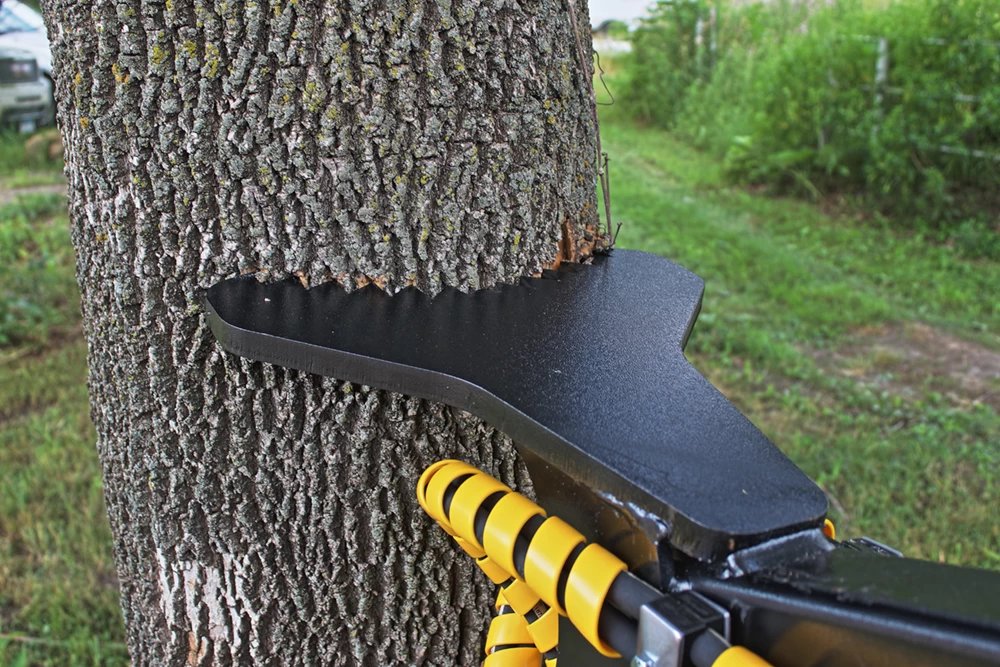 Branch Manager 56 T1010 BMGR Bypass Mini Skid Steer Log Grapple