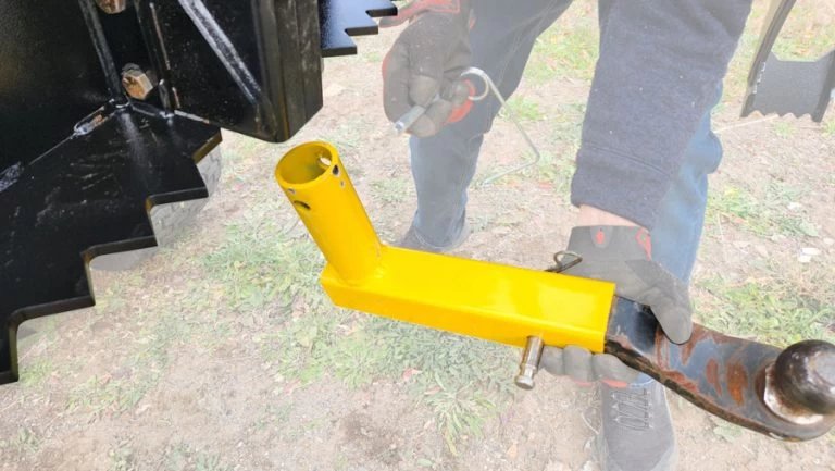 Branch Manager 66 T3010 Mini Skid Steer Log Grapple