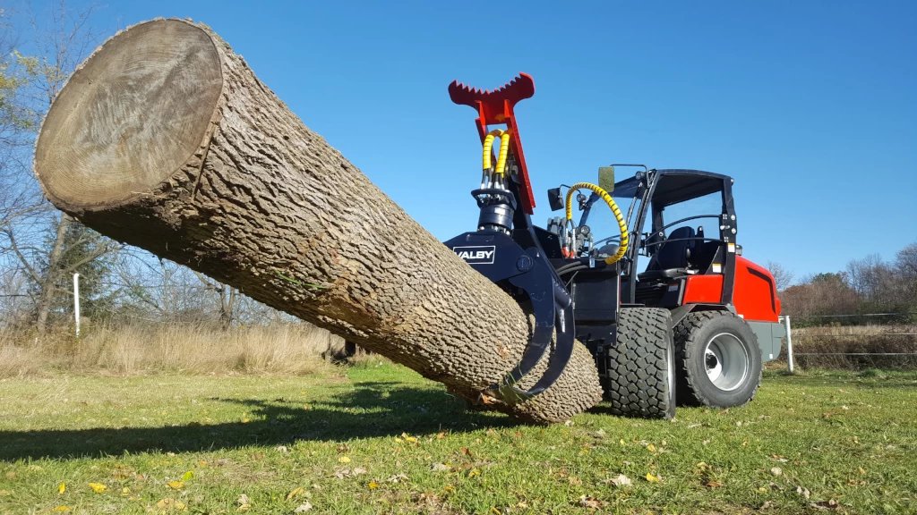 Branch Manager 60 T6010 BOSS Powered Rotating Grapple