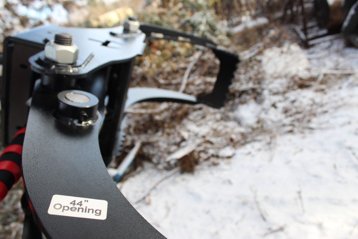 Branch Manager 44 T4060S Mini Excavator Log Grapple