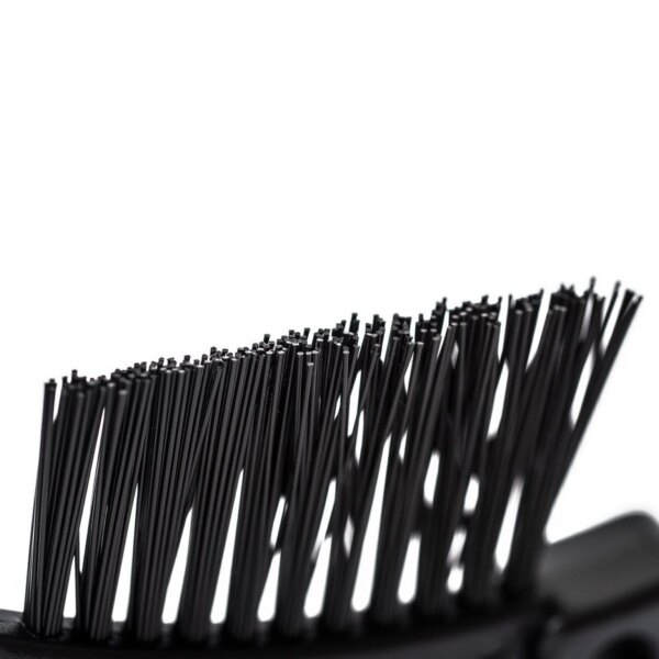 Muc Off Claw Cleaning Brush for Chain