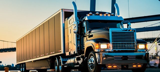 Mack Pinnacle™ Sleepers Full Service Lease Available