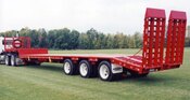 J.C. Specially designed single drop trailer c/w beavertail, liftable centre ramps on beavertail to load pallets, etc., air ramps