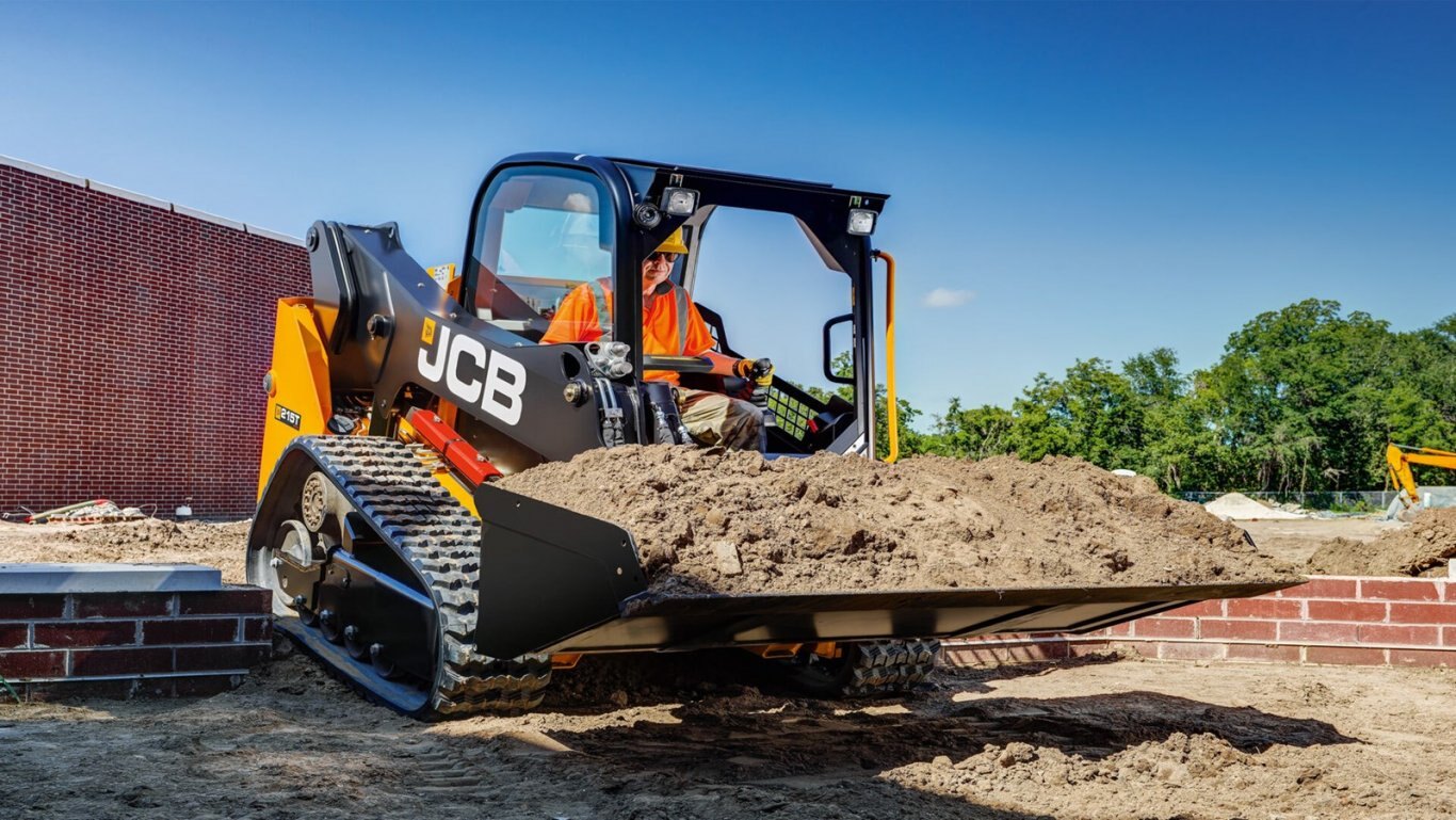 JCB 215T Compact Track Loaders