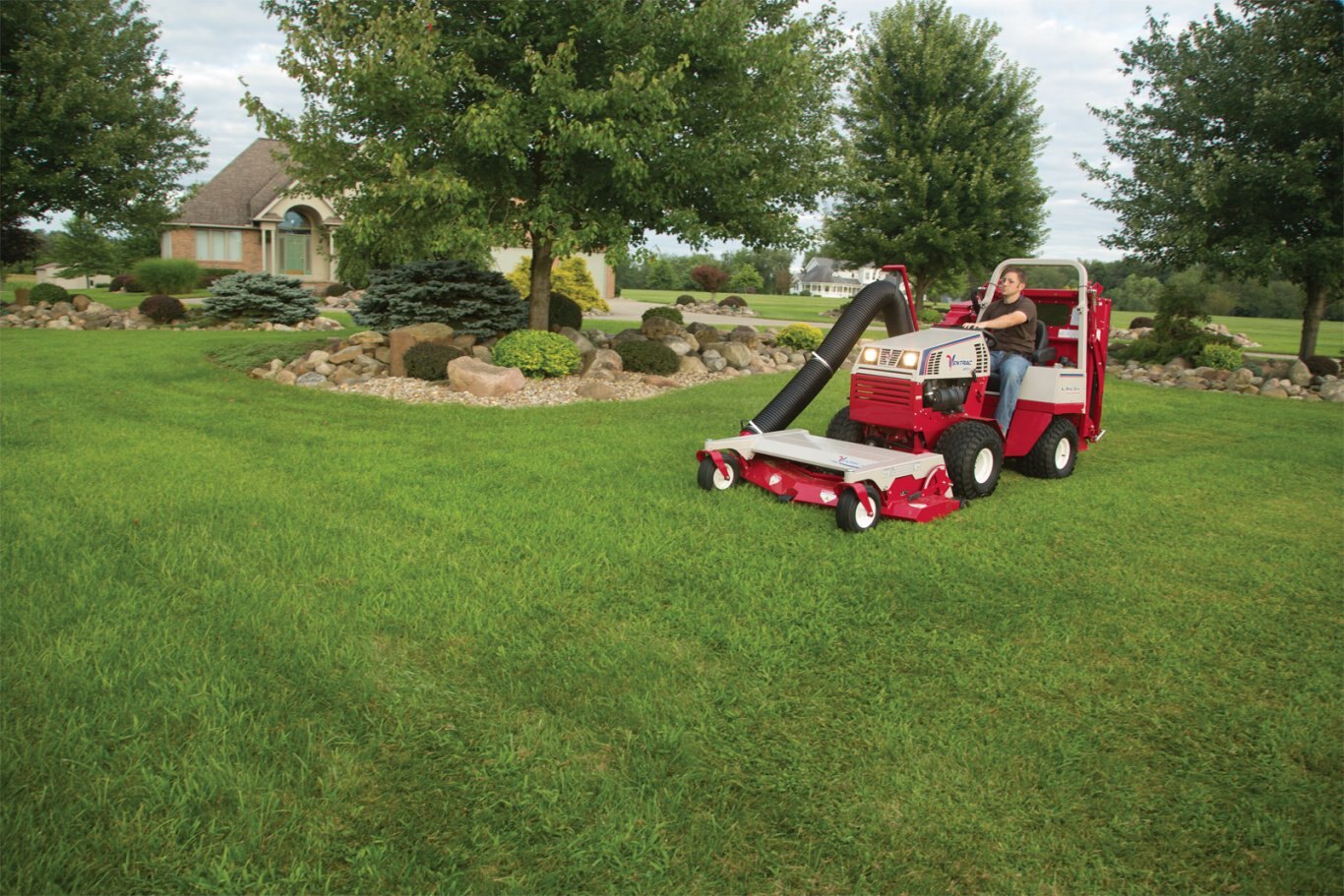 Ventrac RV602 Vacuum Collection System