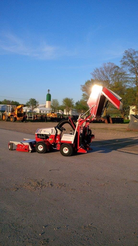 Ventrac RV602 Collection System