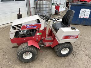 2011 Ventrac 4100, 31hp Gas, 1900hrs, Fenders