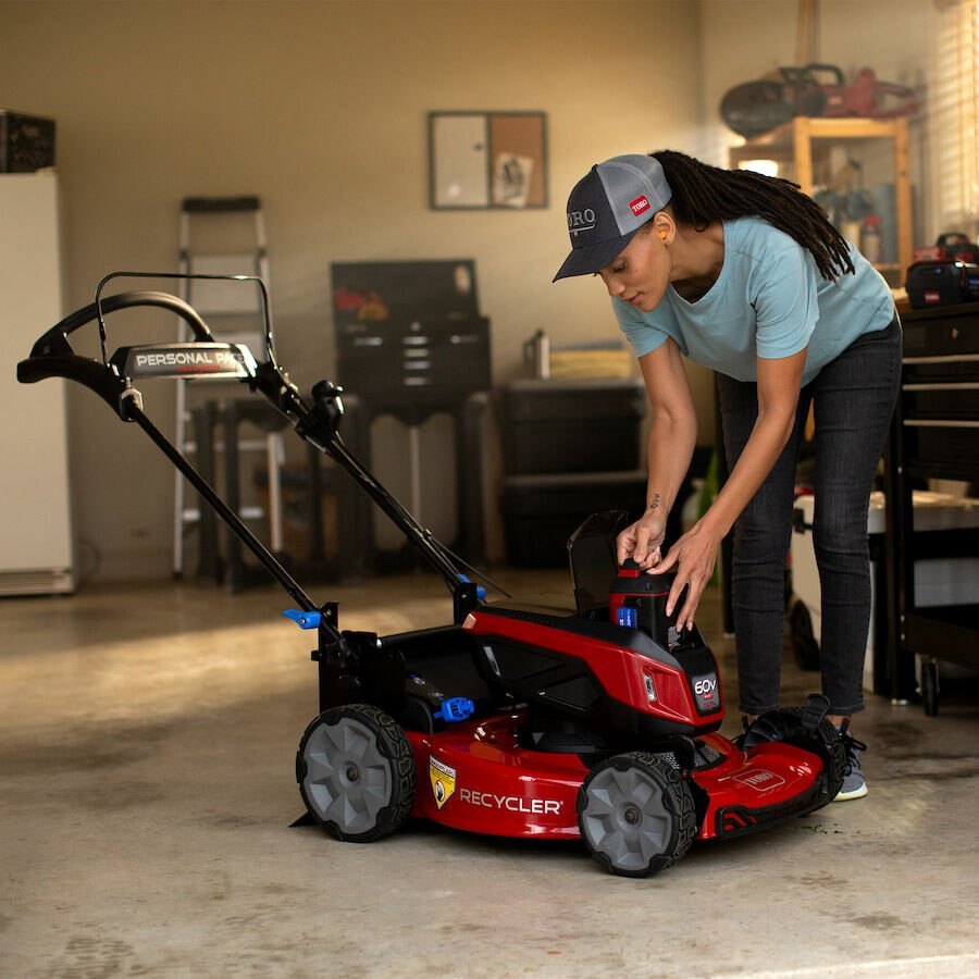 Toro 60V MAX* 22 in. Recycler® Personal Pace Auto Drive™