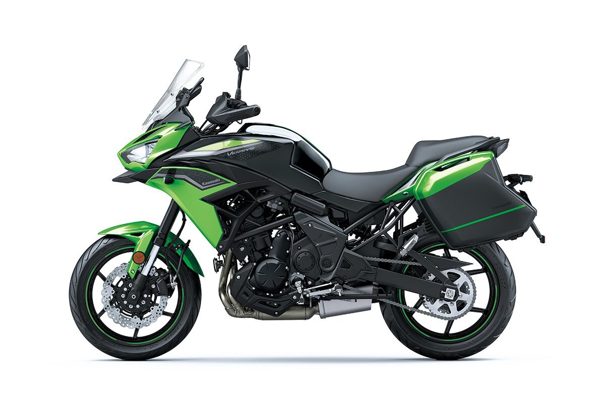 2022 Kawasaki VERSYS 650 LT CANDY LIME GREEN / METALLIC FLAT SPARK BLACK / METALLIC SPARK BLACK