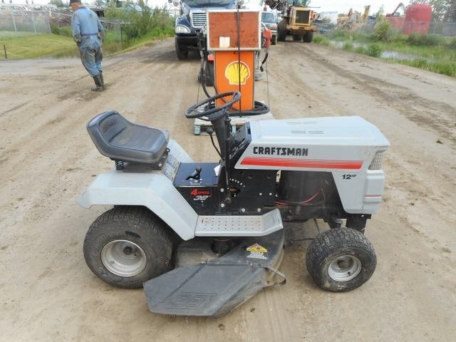 Craftsman 944 602020 LT4000 Riding Lawn Tractor