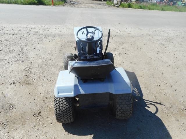 Craftsman 944 602020 LT4000 Riding Lawn Tractor