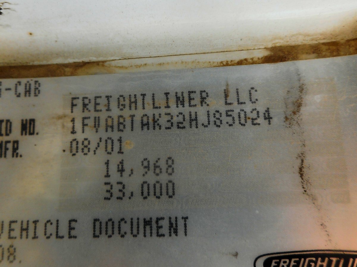2002 Freightliner FL70 Crew Cab S/A Pressure Washer Truck