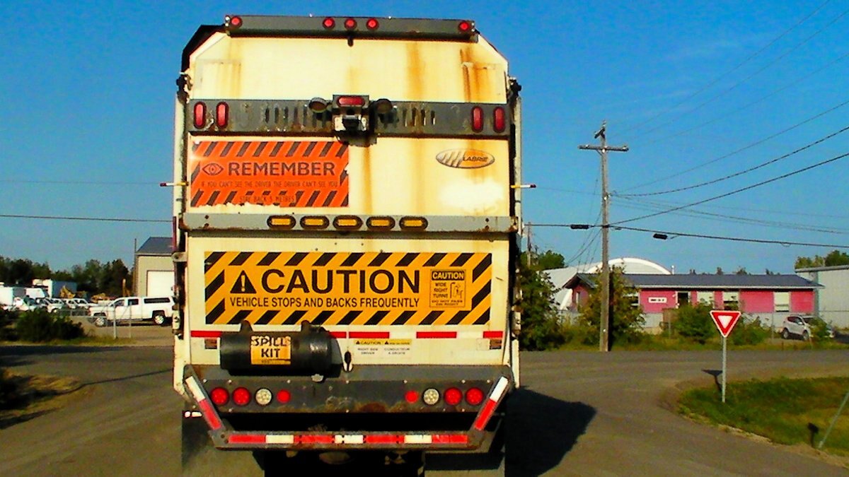 2012 International WORKSTAR 7400 Refuse Truck