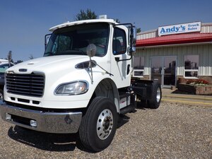 2016 FREIGHTLINER M2 SINGLE AXLE DAY CAB TRACTOR  # 3889