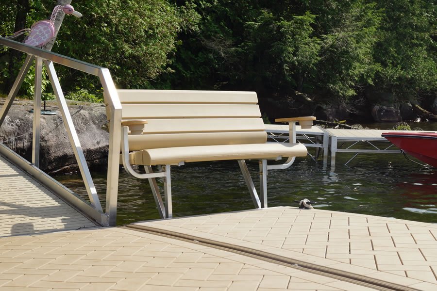 SHOREMASTER OFF DECK LAKEVIEW BENCH