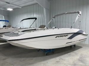 17' Deckboat | 90 hp Yamaha