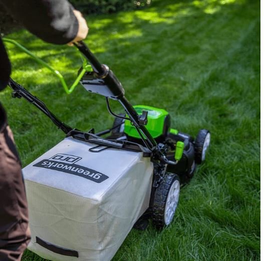 Greenworks 80V 21 Self Propelled Lawn Mower, 4.0Ah Battery & 2.0Ah Battery and Charger