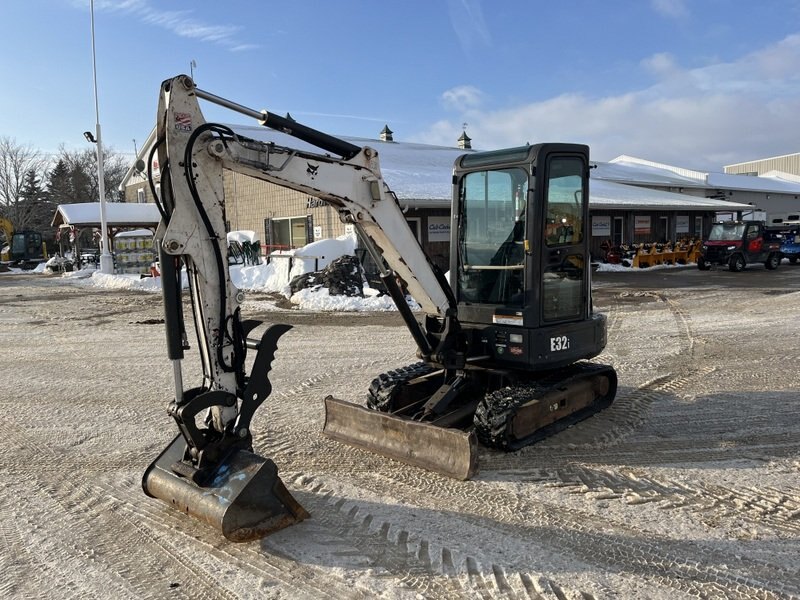 2014 BOBCAT E32 Excavator 3.5 Ton Class