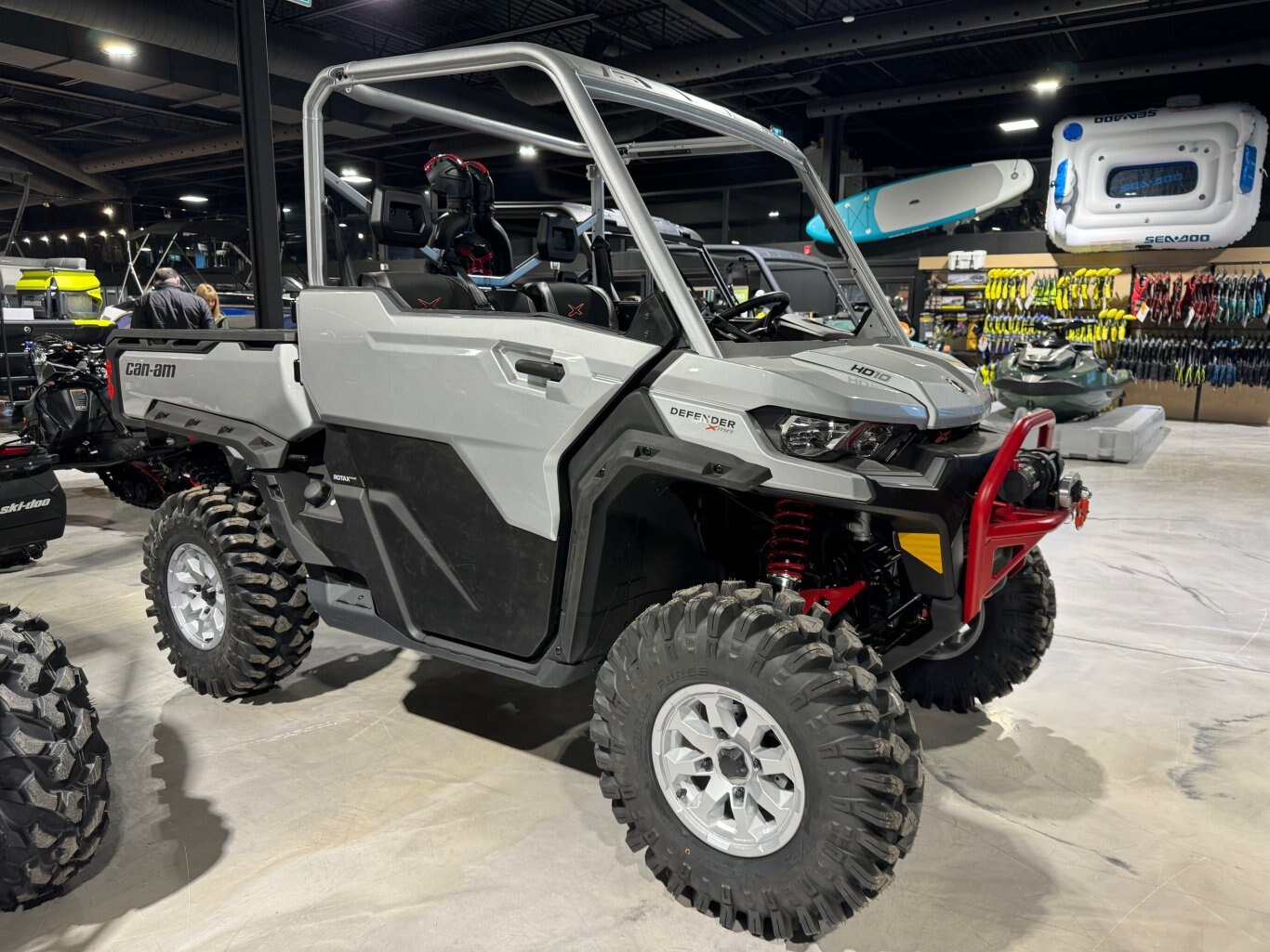 2024 Can-Am DEFENDER X MR