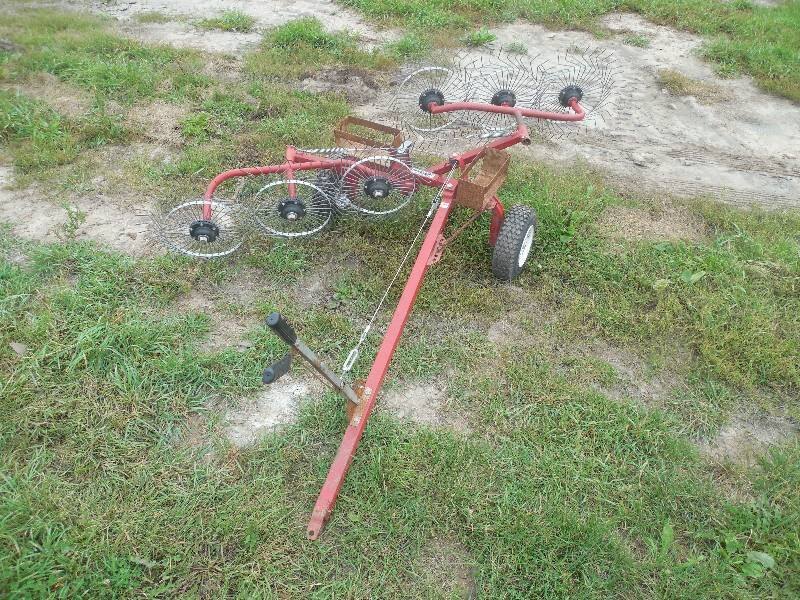 FARM FLEET DEALER IN NEW LISKEARD, ONTARIO, EBERT WELDING LTD.