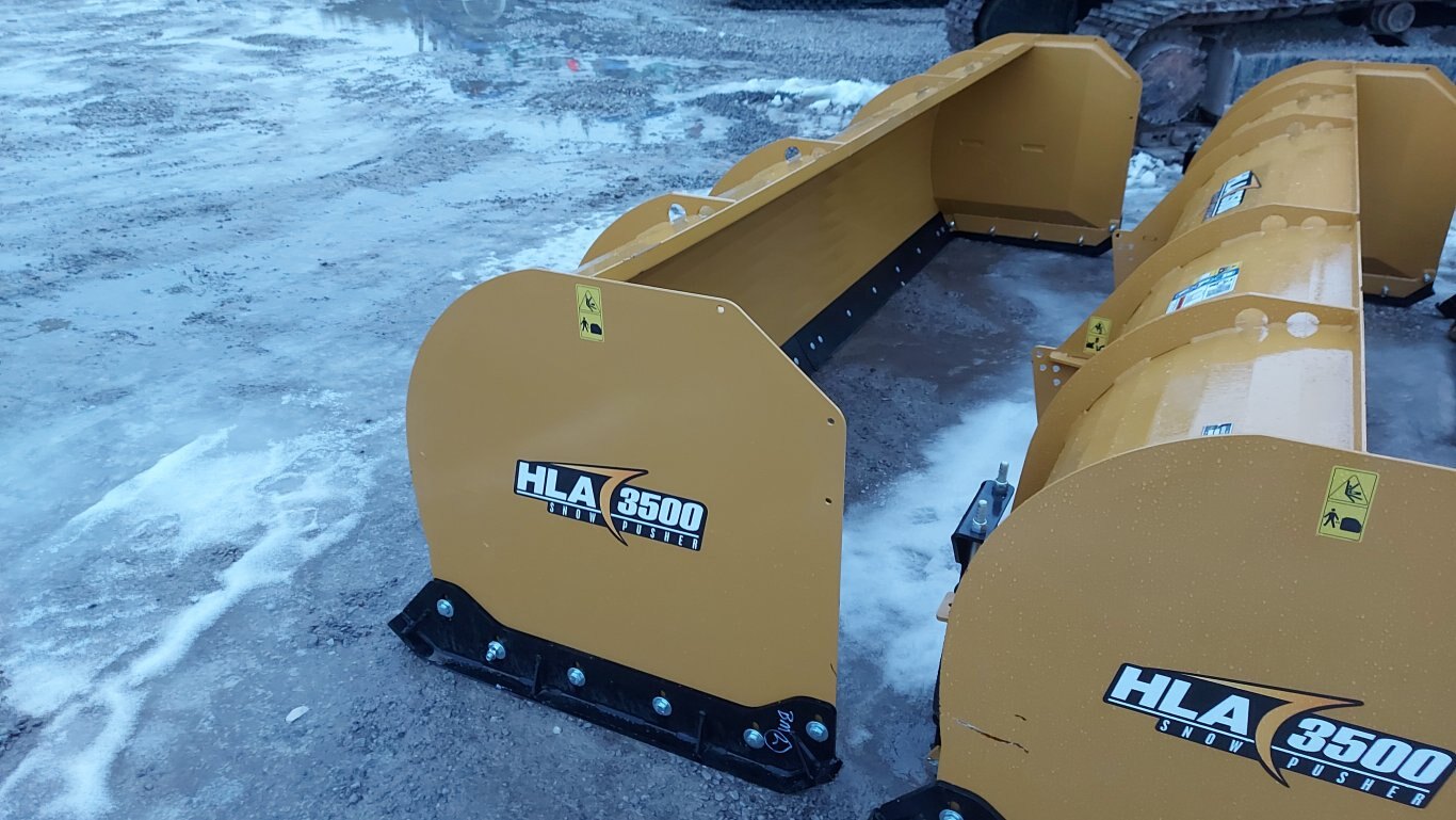 NEW HLA SP350012 snow pusher