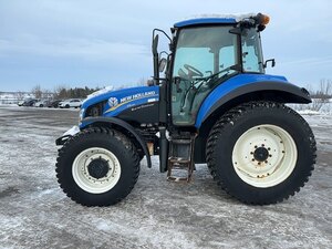2018 New Holland T5.105