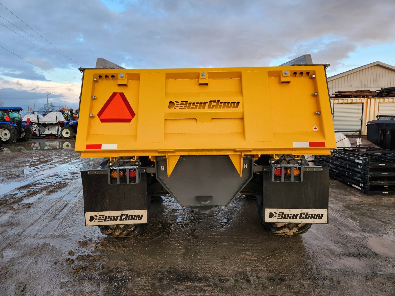 NEW BearClaw 20 Tonne dump trailer