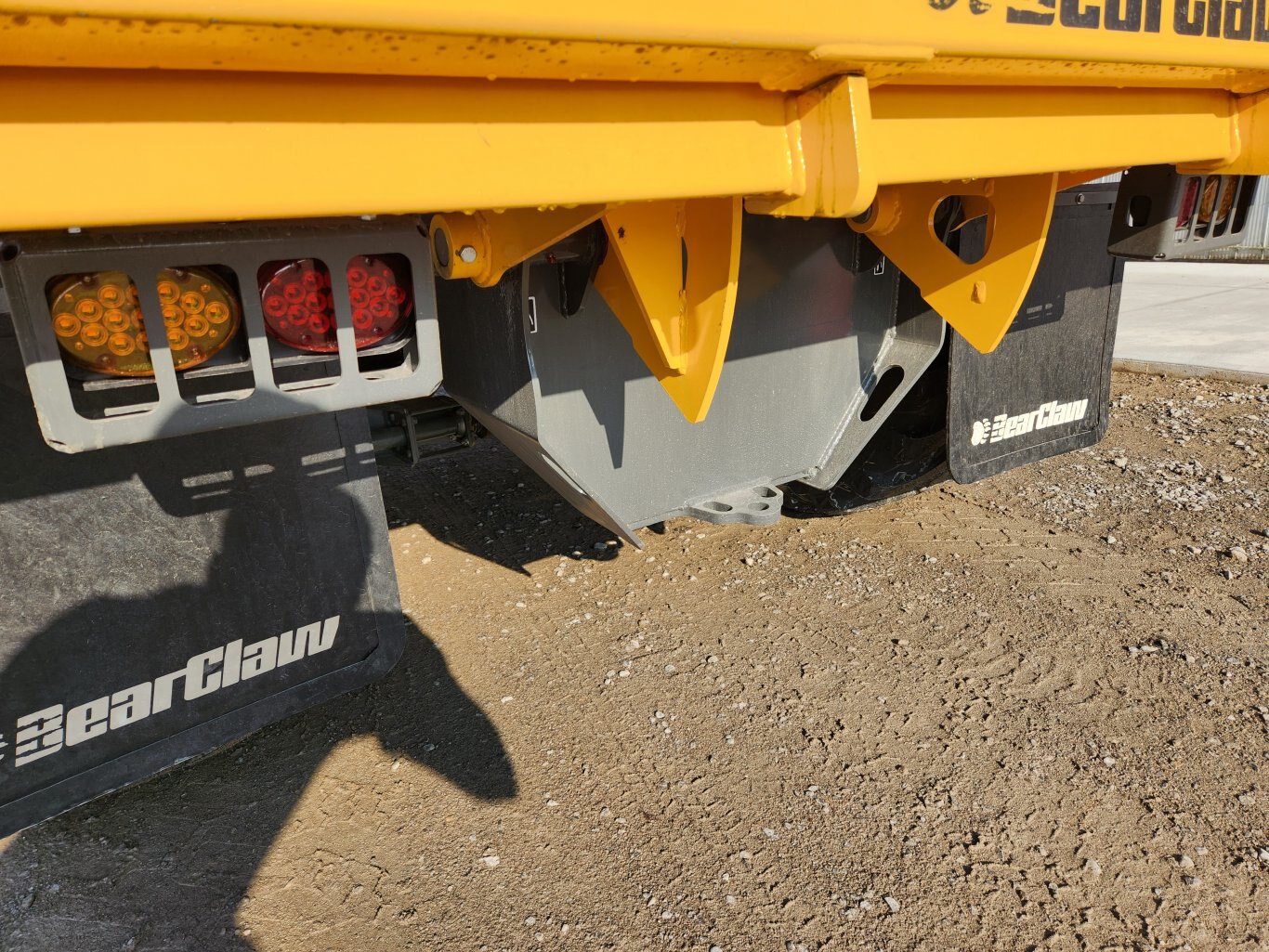 NEW BearClaw 16 tonne dump trailer