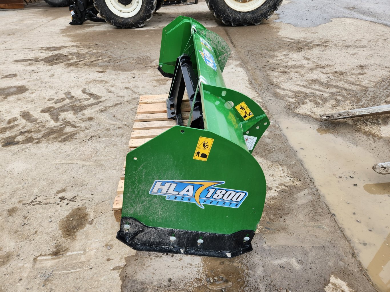 NEW HLA SP180084 snow pusher