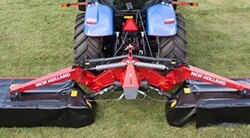 New Holland MegaCutter™ Triple Disc Mowers and Mower-Conditioners - MegaCutter™ 531 Rear Mounted Disc Mower