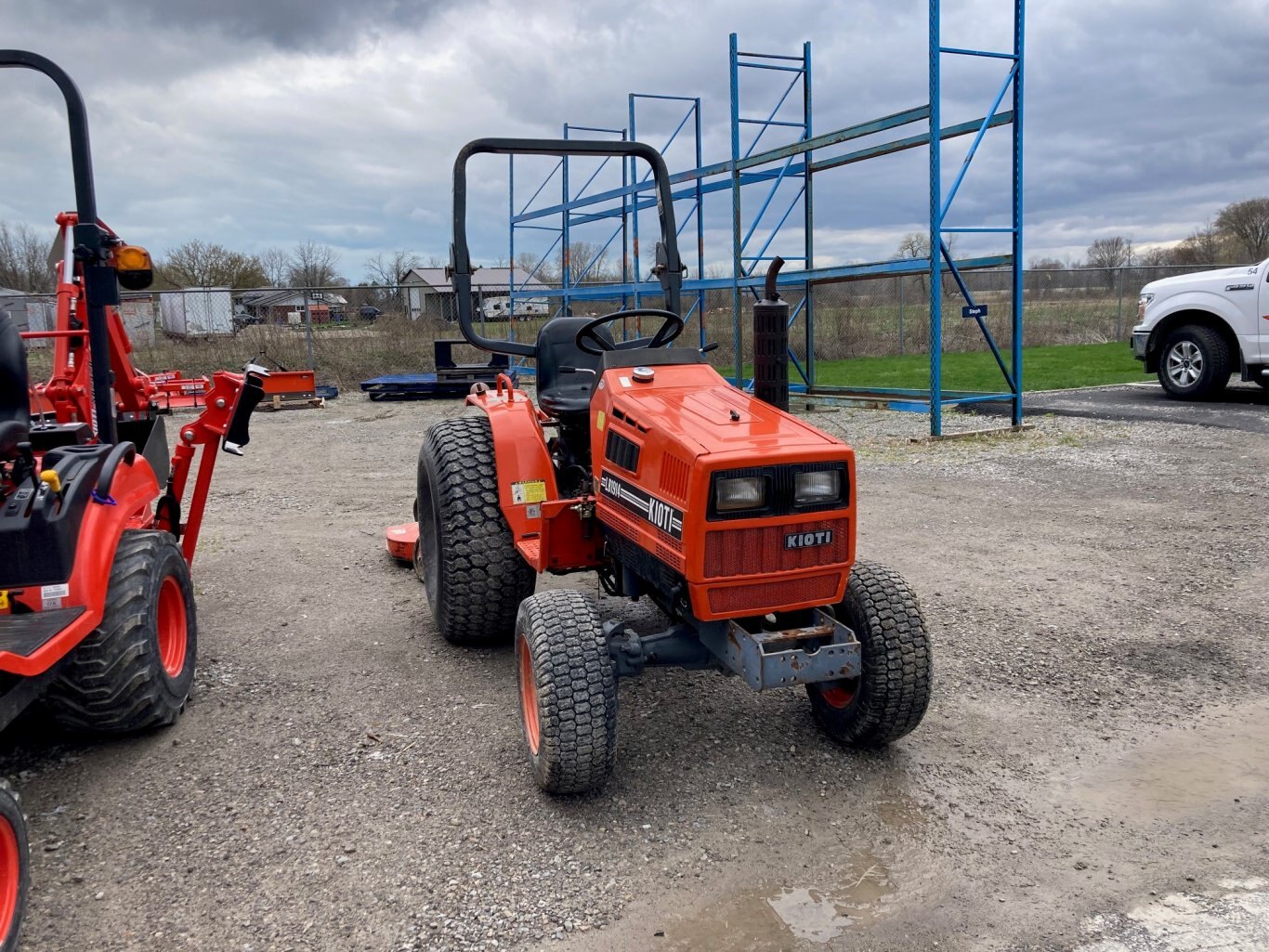 2006 Kioti LB1914 tractor