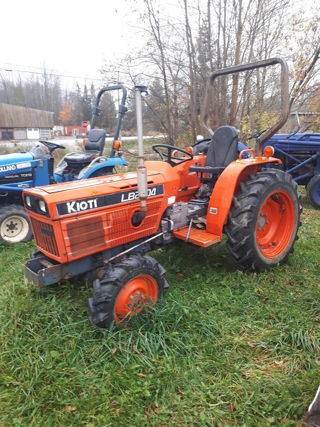 PreOwned Equipment Earth Power Tractors & Equipment , Owen Sound