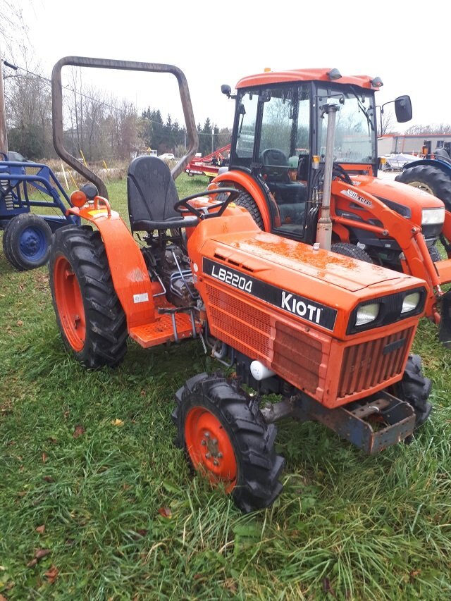 PreOwned Equipment Earth Power Tractors & Equipment , Owen Sound